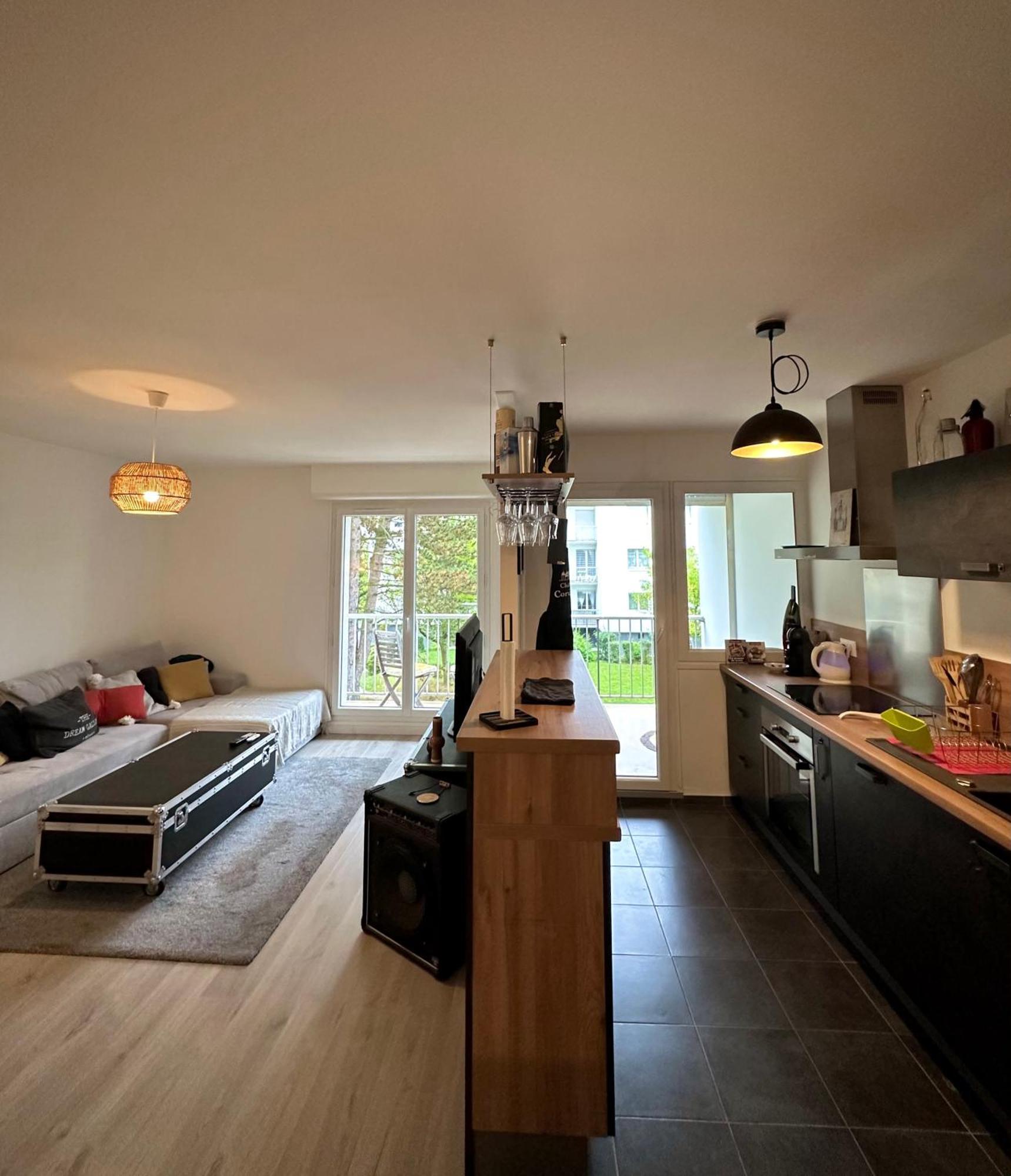 Le Beau Hugo Apartment Mainvilliers  Ngoại thất bức ảnh